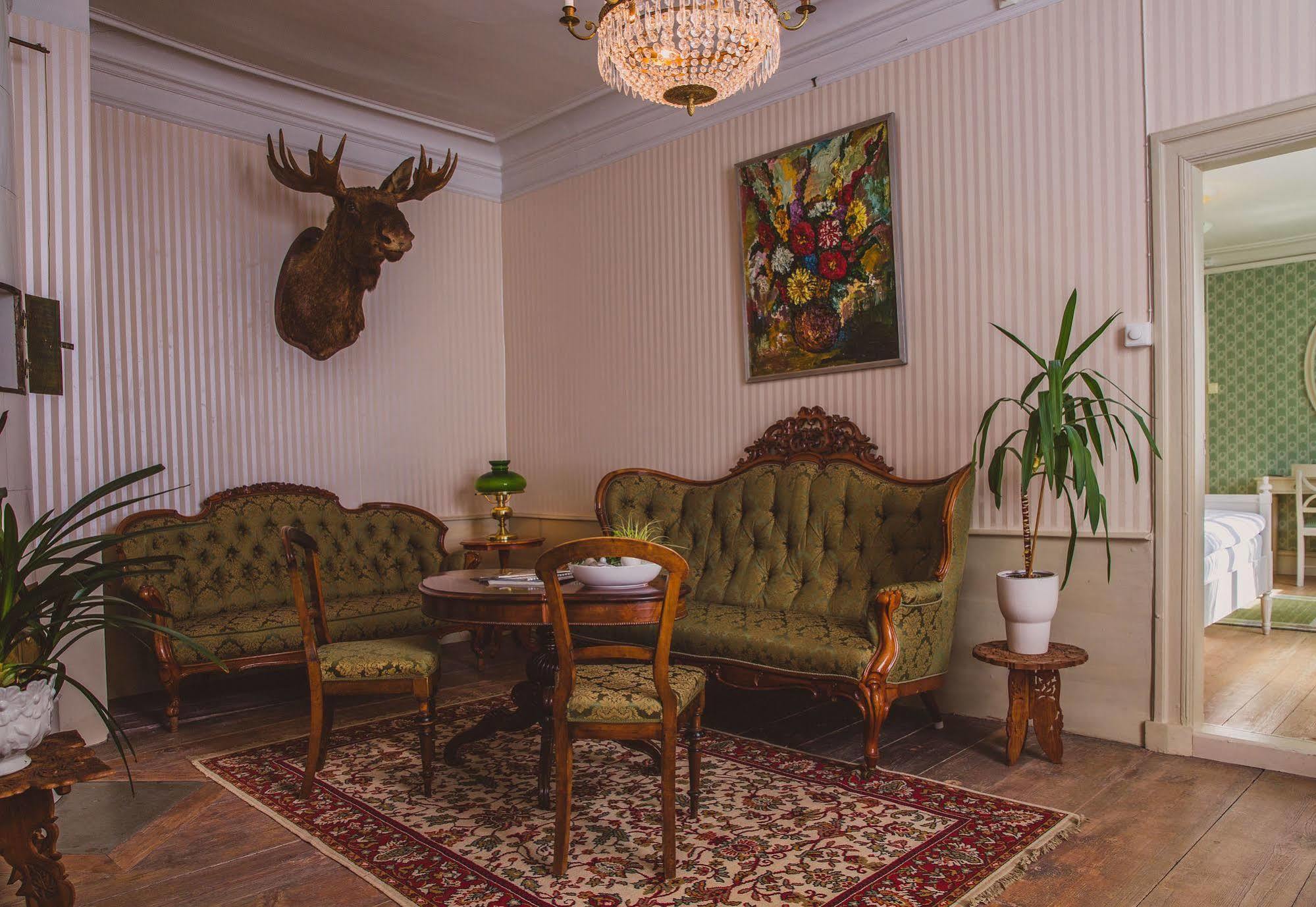 Ruders Egendom Bed & Breakfast Tibro Exterior foto