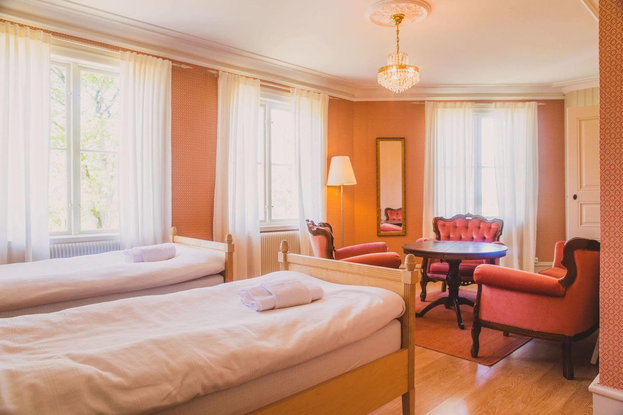 Ruders Egendom Bed & Breakfast Tibro Exterior foto