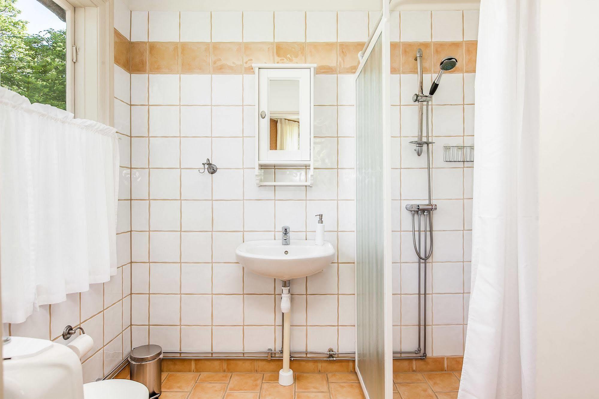 Ruders Egendom Bed & Breakfast Tibro Exterior foto